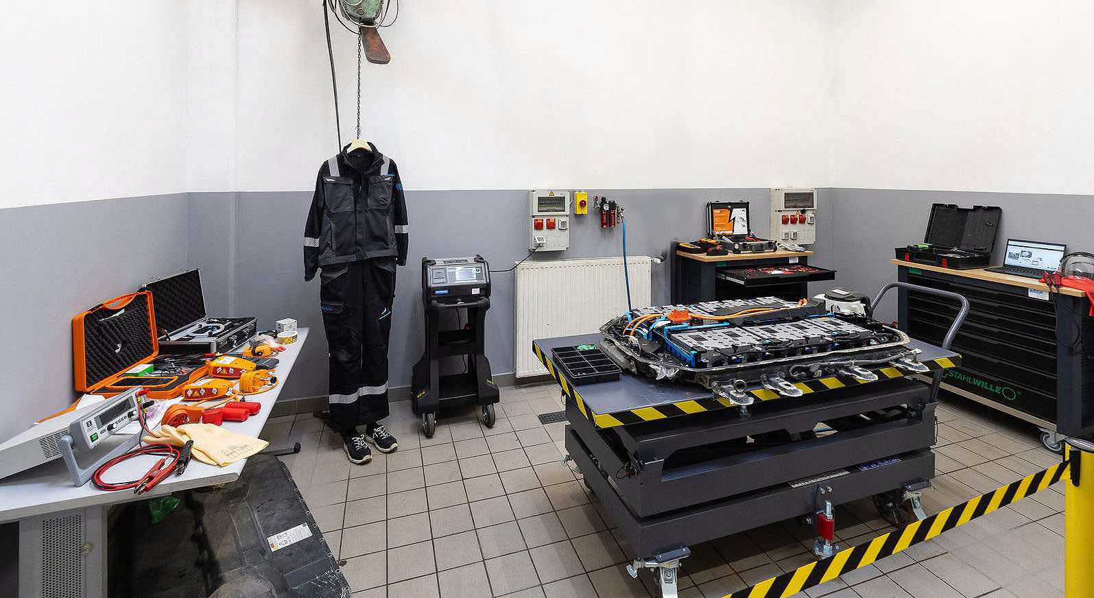 Kompetenčni center za baterije