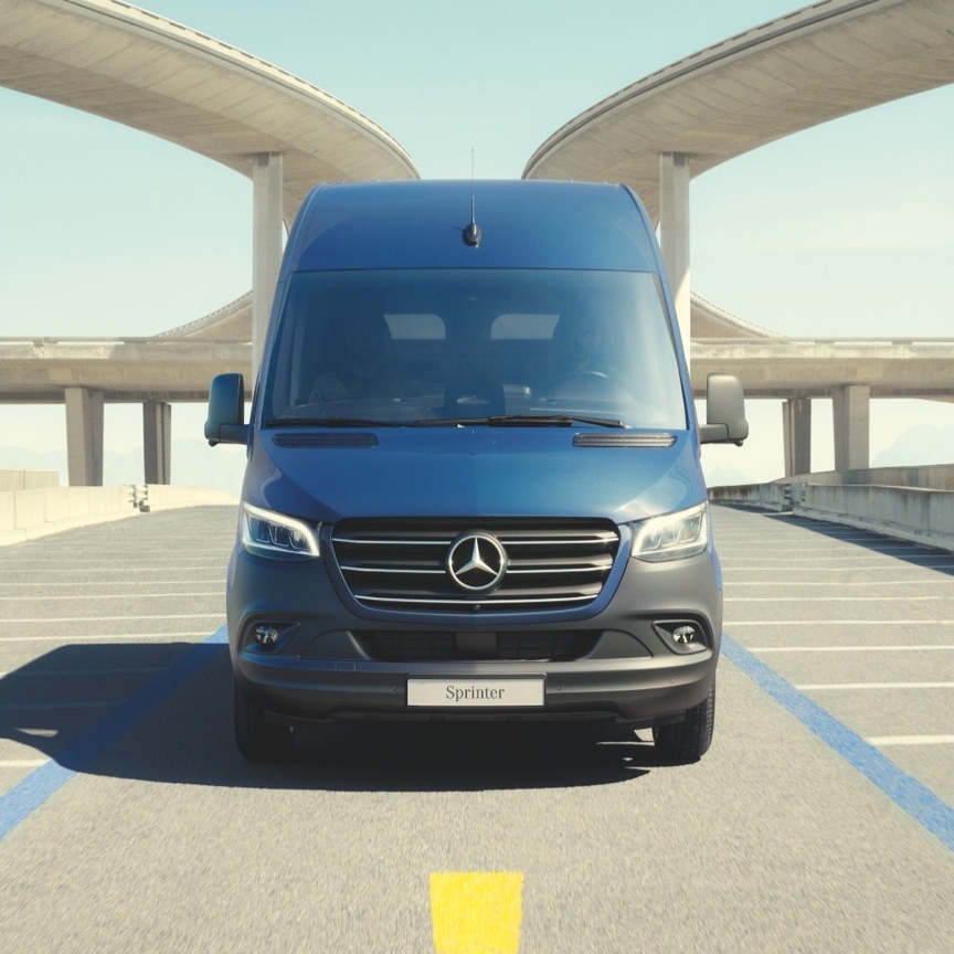 Z vami že 30 let.
Obiščite salone Mercedes-Benz in odkrijte Sprinter v posebni ponudbi.