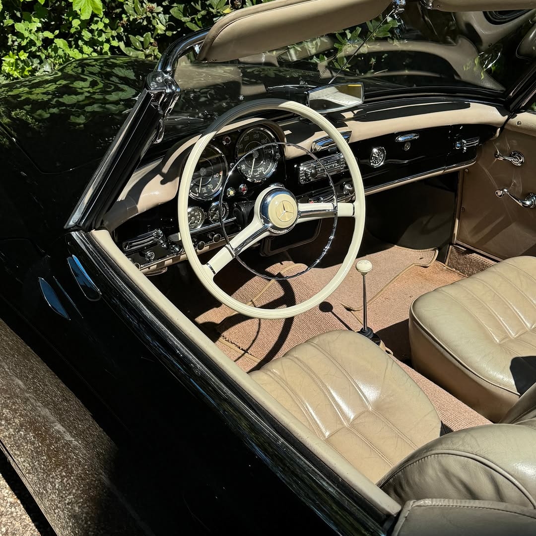 Nekateri avtomobili ne poznajo običajnih dni.
#190SL #MercedesBenz #MBclassic