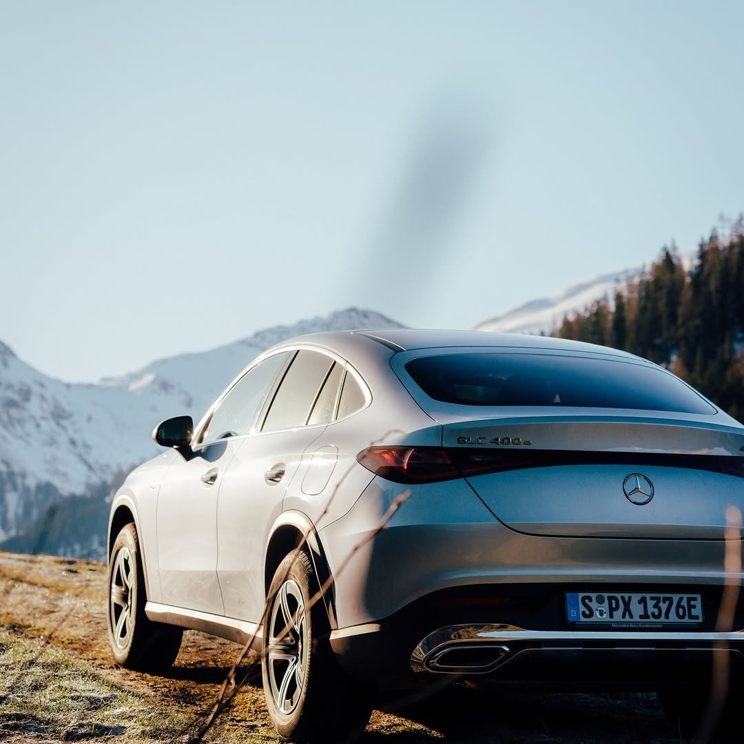 Ustvarjen za tiste, ki vsak dan živijo po svojih pravilih.
Odkrijte GLC Coupé: http://bit.ly/4o6VSh3
📷️ @weltkai za #MBcreator