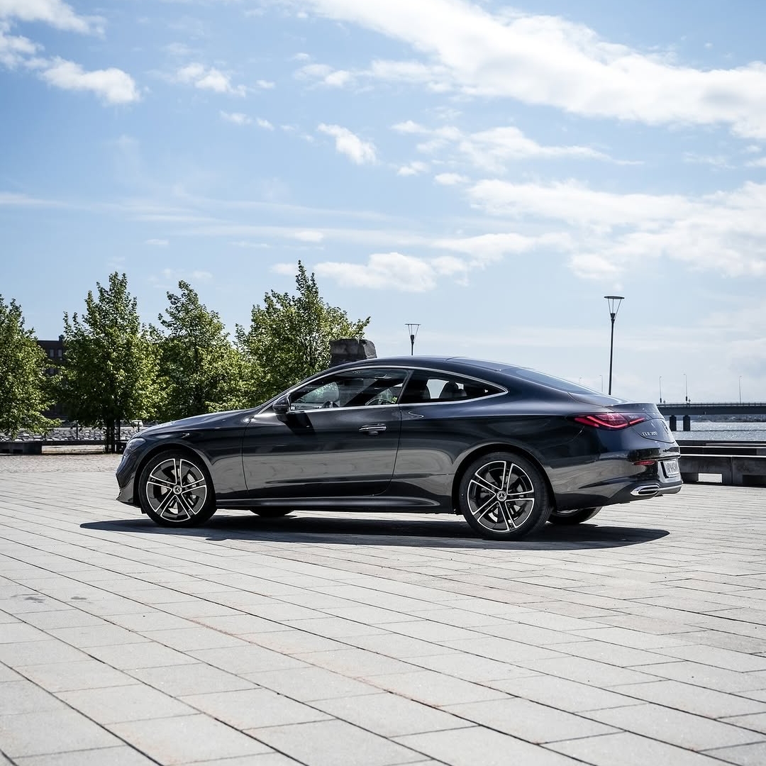 Zasnovan za tiste, ki vozijo s strastjo. Mercedes-Benz CLE. 
#MercedesBenz @mercedesbenzeesti 
📷 @garshnek