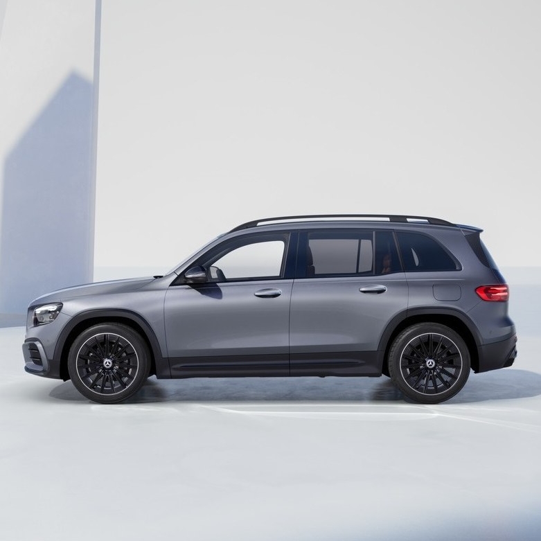 Športni SUV za družinske avanture, s sedmimi sedeži in prostornim prtljažnikom, ki sprejme vse, kar vaše življenje prinaša.
Mercedes-Benz GLB.
#MercedesBenz #GLB