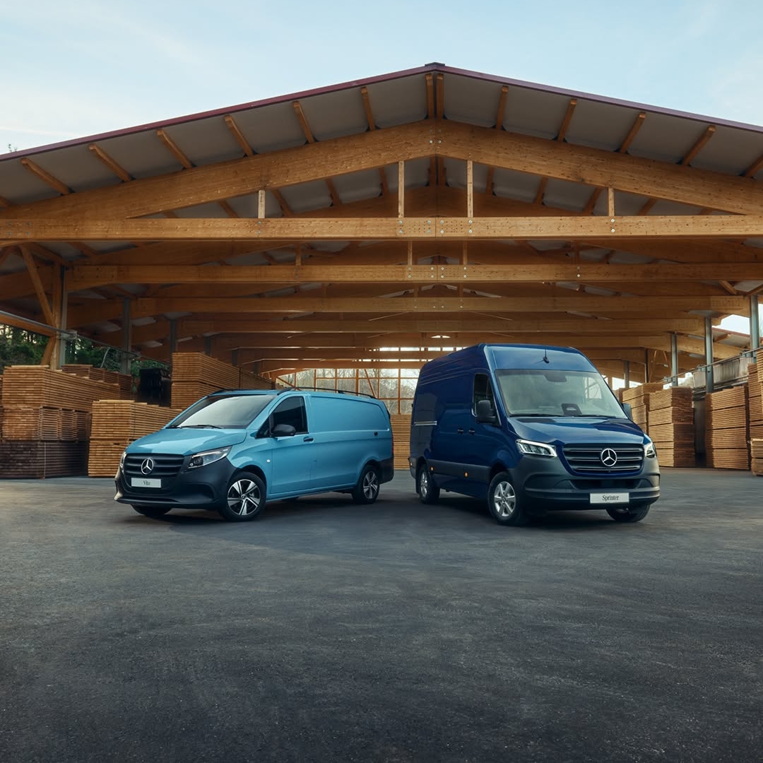 130 let na vrhu. Zdaj ste na vrsti vi.
Izkoristite izjemno ponudbo vozil Mercedes-Benz Vito Mixto in Sprinter na zalogi.
Obiščite salone vozil Mercedes-Benz.