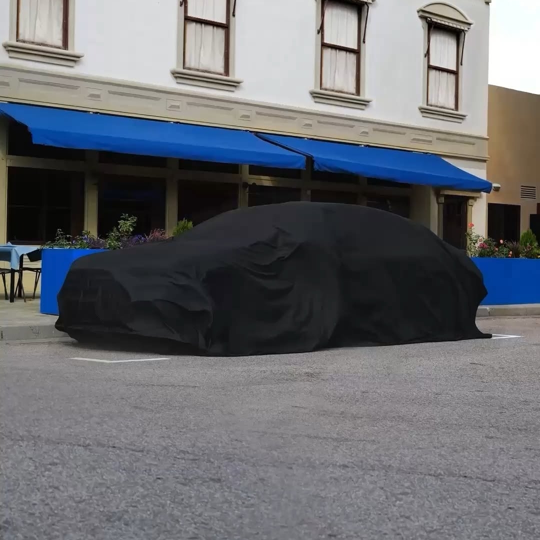 Prihodnost je pogosto preveč predvidljiva. Za tiste, ki verjamejo, da gresta brezčasnost in inovativnost z roko v roki.
Spremljajte svetovno premiero novega razreda C: https://www.mercedes-benz.com/en/vehicles/c-class-livestream/